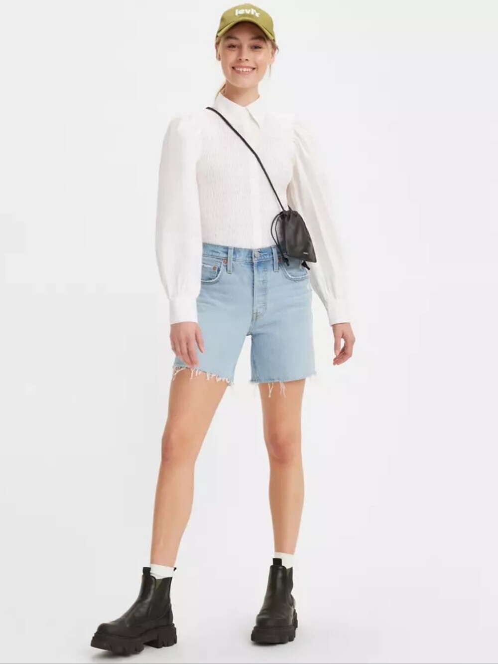 Levi's 501® Light Wash Mid Thigh Women's Shorts